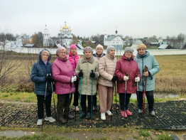 Занятия скандинавской ходьбой – это не просто физическая активность, это возможность поддерживать свое здоровье, общаться и наслаждаться красотами родного края