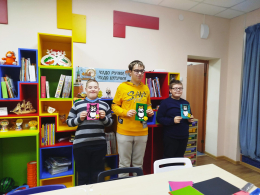 Котёнок-непоседа