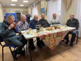 День отца: тепло семейных встреч в доме социального обслуживания!