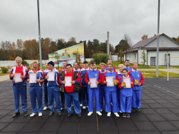 На территории Арбузовского дома социального обслуживания состоялись соревнования по волейболу, шашкам и шахматам. На территории Арбузовского дома социального обслуживания состоялись соревнования по волейболу, шашкам и шахматам.