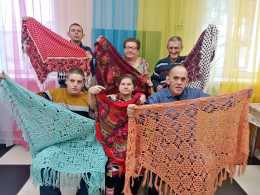 МАМИН ПЛАТОК...