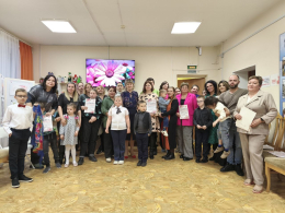 «Мама всех важней на свете»