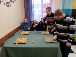 ИМПРОВИЗАЦИЯ С ТЕННИСНЫМИ МЯЧАМИ