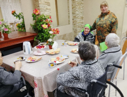 «Юбилей в кругу друзей»