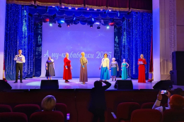 А ну-ка, бабушки!