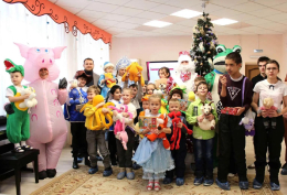 Подарки под ёлкой