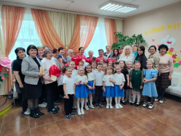 День Матери 2025