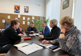 Заседание круглого стола с руководителями социальных служб Покровского округа