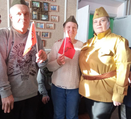 «Сталинградская битва – ни шагу назад!»