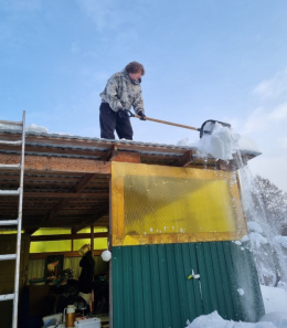Помощь в уборке снега.Покровский округ