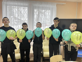 ЧЕСТЬ МУНДИРА И ЛОВКОСТЬ РУК