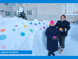 Ледяные украшения.