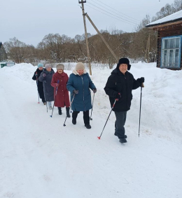 Скандинавская ходьба в Торчино: Здоровье и общение в "Берегине"
