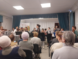 Подопечные социально-реабилитационного отделения и отделения дневного пребывания «Активное долголетие» в очередной раз стали гостями Детской музыкальной школы № 1