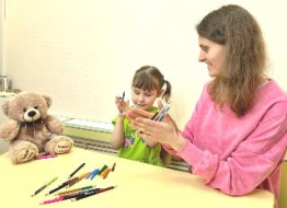 День цветных карандашей