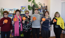 ПОКРОВСКИЙ ОКРУГ В библиотеке поселка Вольгинский прошел Народный университет «третьего возраста» факультет "Декоративно - прикладного искусства"