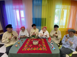 ЛОЖКА РАСПИСНАЯ, ДА ЗВОНКАЯ ТАКАЯ!