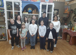  Участники клуба общения «Семья+Я» г.Петушки и г. Покров совершили удивительное путешествие в Музей Петуха г.Петушки, чтобы побывать в сказке. 