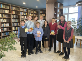 Кино и книги: поездка детей с ОВЗ в библиотеку.