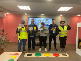 Учимся правилам дорожного движения вместе!