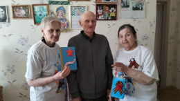 Поздравили труженика тыла  и детей войны