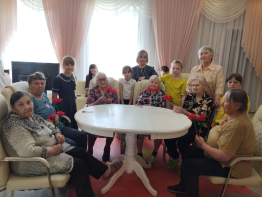 Красные гвоздики