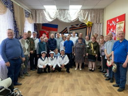Праздник со слезами на глазах: Память, объединяющая поколения