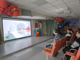 Показ фильма «Сёстры милосердия»