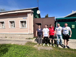 Студенты-волонтёры помогают Детям Войны