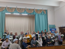 Праздничный концерт для "детей-войны"