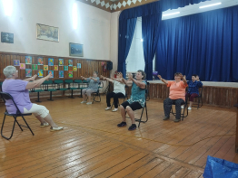 Оздоровительные занятия для жителей деревни Арефино