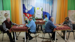На арене игра в ШАШКИ