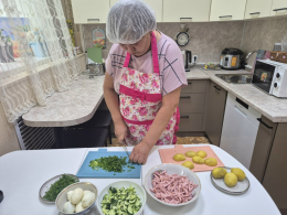 Окрошка на квасе: освежающий вкус лета 