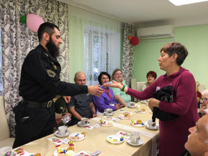 В День ветеранов боевых действий в отделении дневного пребывания «Активное долголетие» прошла встреча председателей ветеранских организаций г. Коврова с участниками СВО