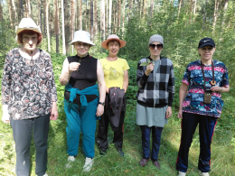 Прогулка в лес с проживающими.