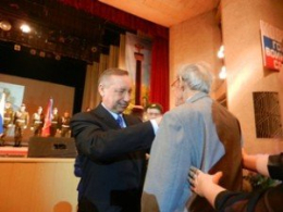 Ковров присоединился к акции «Зажги свечу»