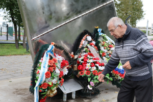 Серебряный вояж: в память о подвиге