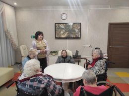 «Скоро осень. За окнами август»