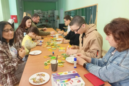 Специалист по работе с семьей Петушинского комплексного центра пригласила «особенных» детей и их родителей г.Покрова на встречу, посвященную осени. 