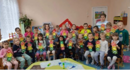 22 сентября в детском саду № 19 г.Костерёво специалист по работе с семьёй Петушинского комплексного центра провела мероприятие по Правилам дорожного движения «Весёлый светофор».