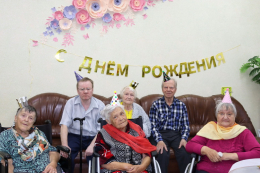 Тепло сентябрьских встреч: чествуем наших именинников