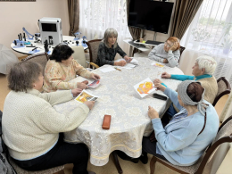 В центре дневного пребывания «Территория заботы» состоялось очередное тематическое занятие с психологом.