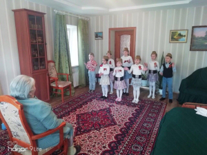 Акция "Согреем ладони, разгладим морщинки"