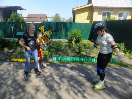 Осваиваем роликовые коньки