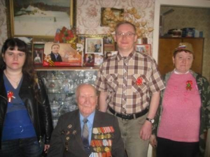 Поздравление с Днем Победы на дому