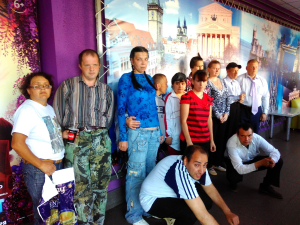 Поездка в кинотеатр "Сатурн".