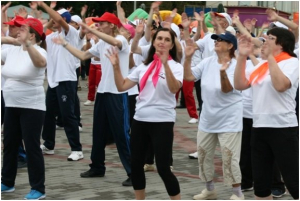Через танцы и гимнастику – к активному долголетию