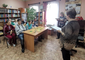 Участники группы кратковременного пребывания в Судогодской районной библиотеке