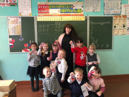 Детство начинается с маминой улыбки
