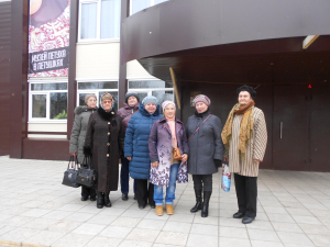 Проезжаешь Петушки - береги, свои мешки!